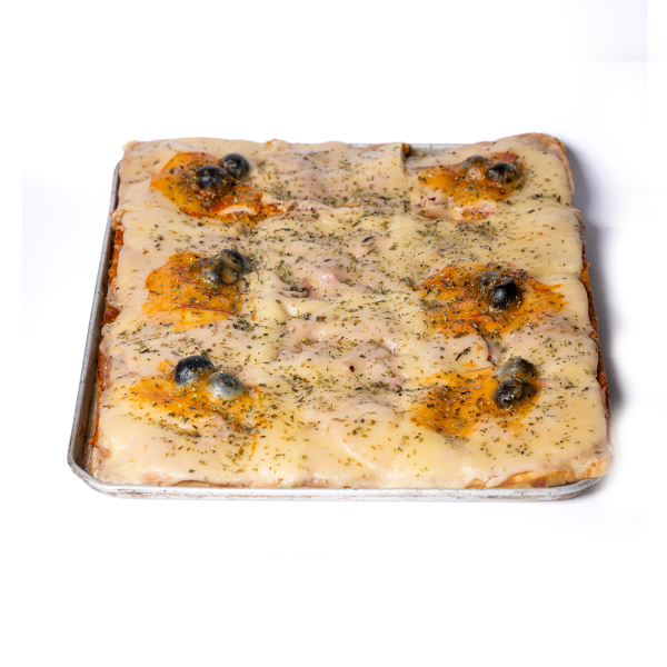 pizza mallorquina tanto caliente como fria de atún jamón yoir y queso de Formentor en Madrid